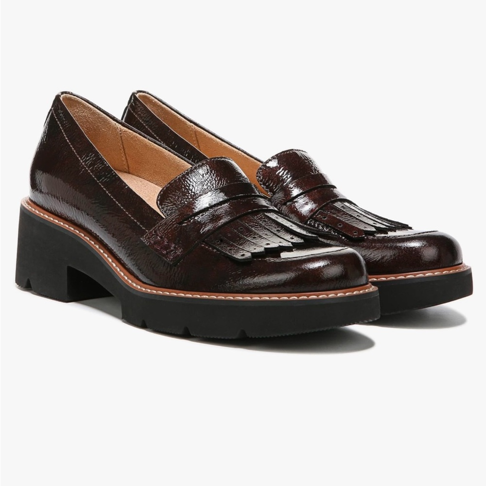 Naturalizer Women’s Darcy Tassel Penny Loafer with hell. New without tags.